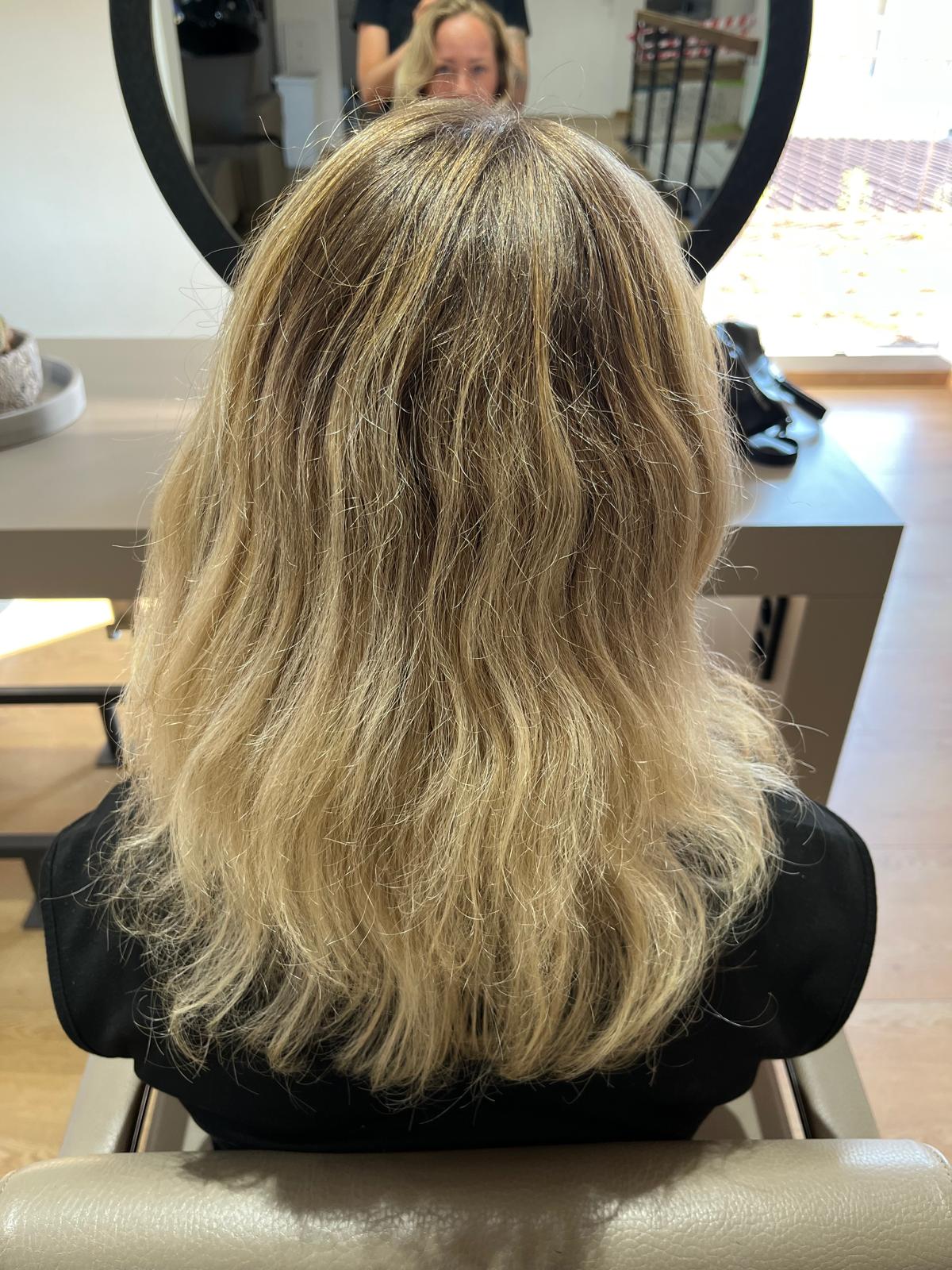 Vorher Haare vor Tape-In Extensions